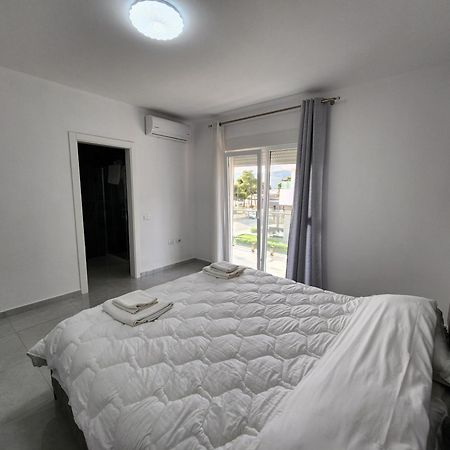 Anchor Apartments Shengjin Exterior photo